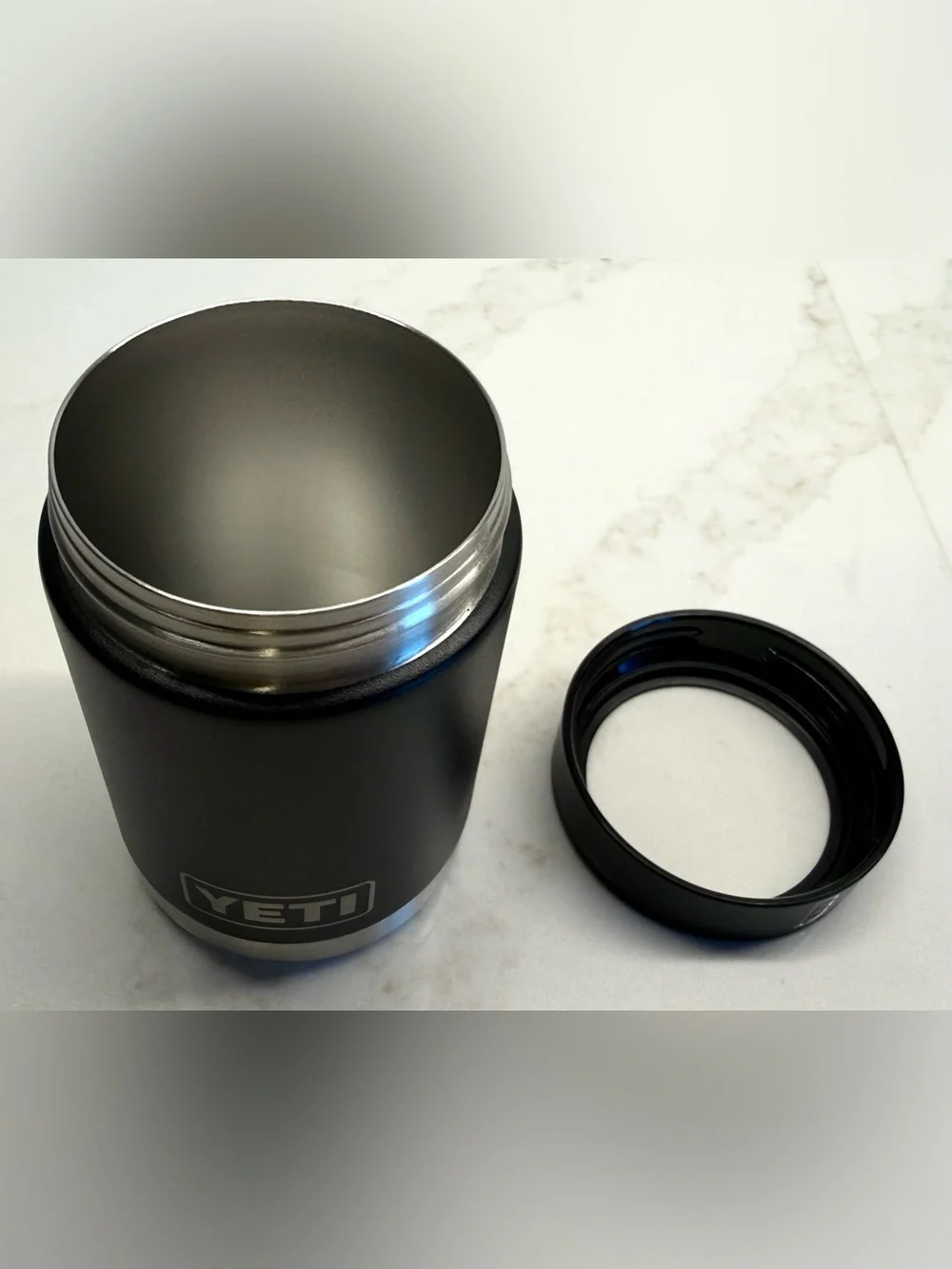 YETI Rambler Colster Can Insulator Black w/ Screw-On Lid